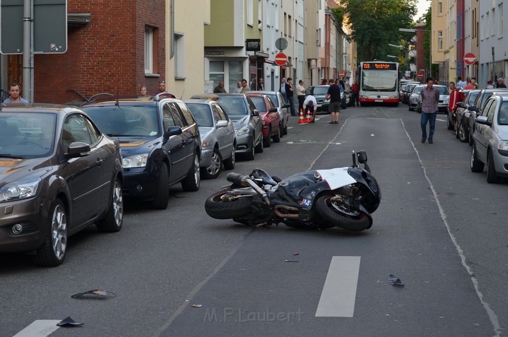 VU Alleinunfall Krad Koeln Kalk Buchforststr P01.JPG - Miklos Laubert